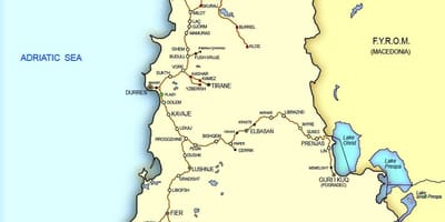 Мапата на Албанија воз
